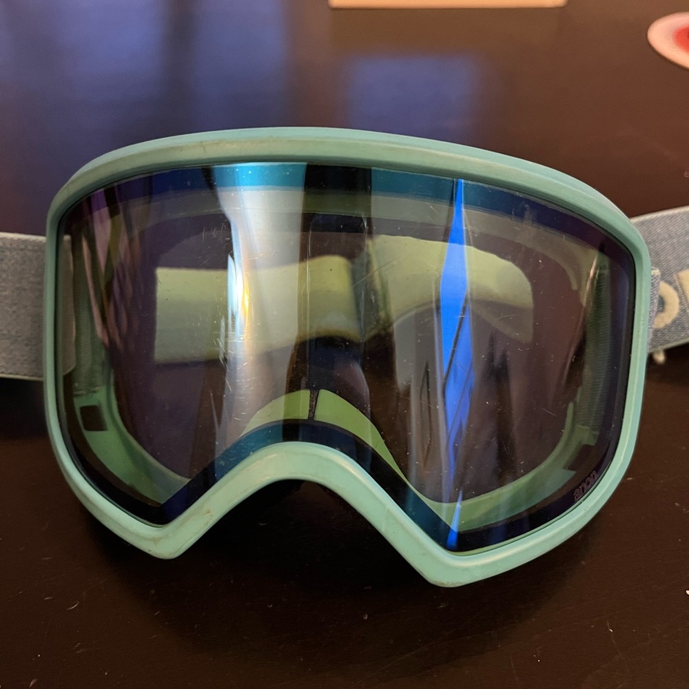 anon. ski goggles in blue